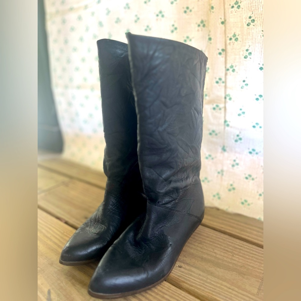 Black vintage slouch leather boot size 7